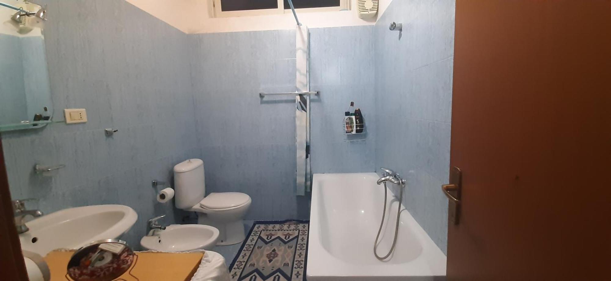 Enki'S Guesthouse Tirana Buitenkant foto